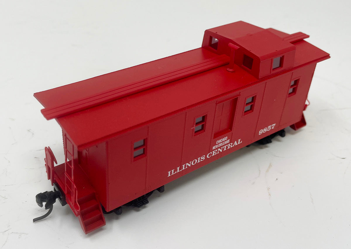 CCS1028 IC Side Door Caboose - IC Red #9857