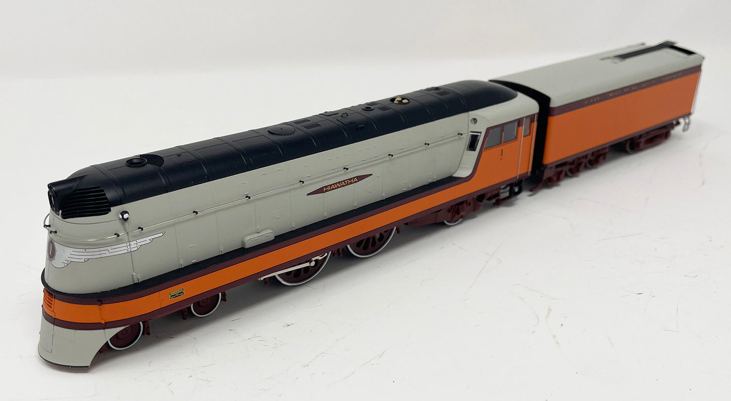 FVM HO 4-4-2 Hiawatha #1 Milwaukee Road