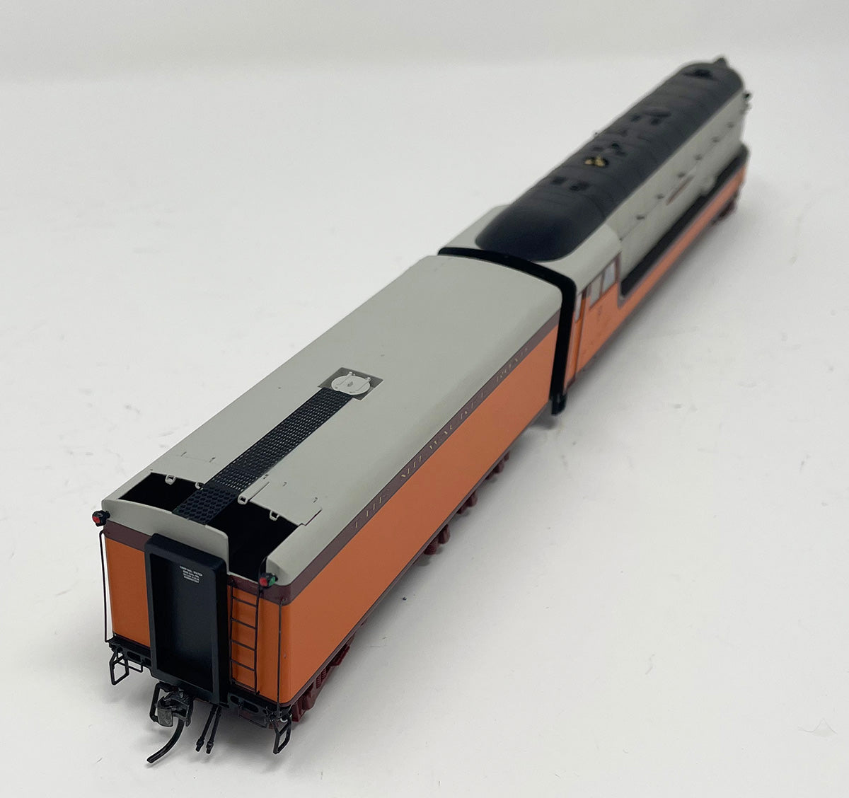 FVM HO 4-4-2 Hiawatha #2 Milwaukee Road - Box not perfect