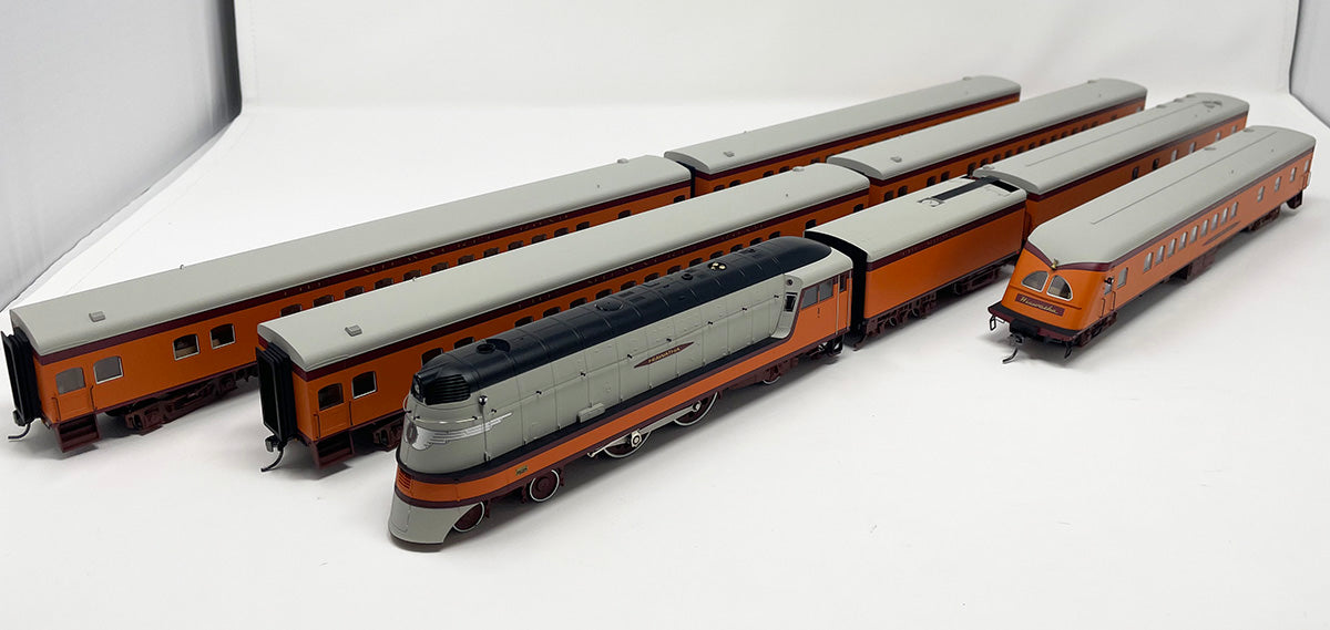FVM HO 4-4-2 Hiawatha Set
