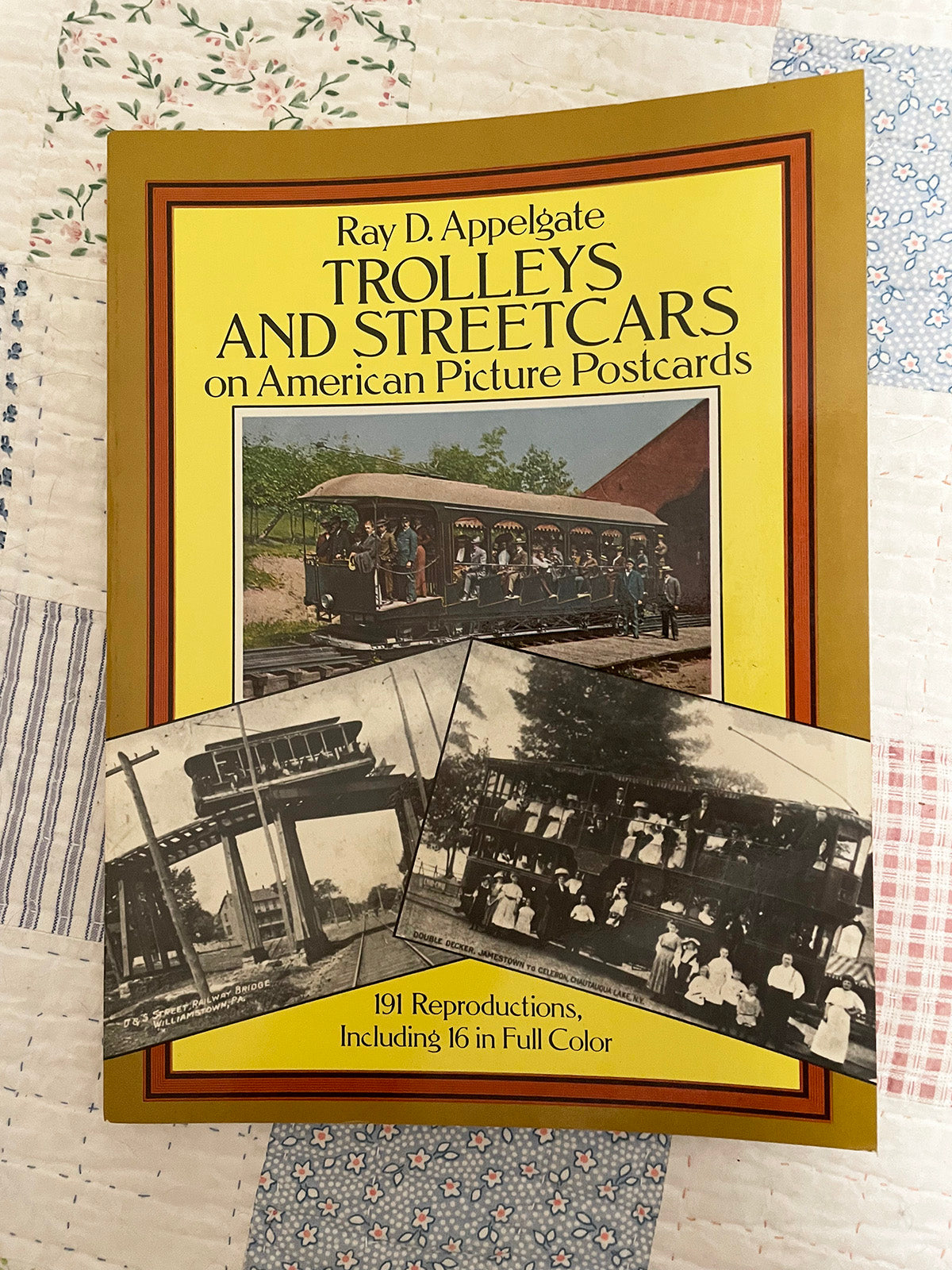 BOOK-TAS Trolleys and Streetcars by Ray D Applegate