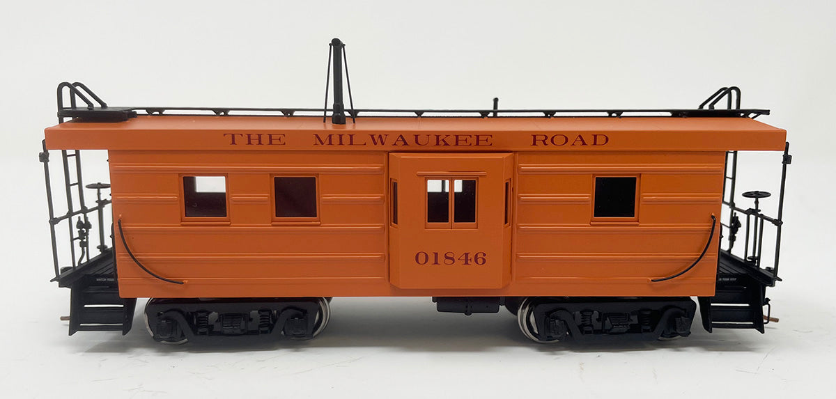 RRM01846 Milw Rd Rib Side Caboose - Early #01846