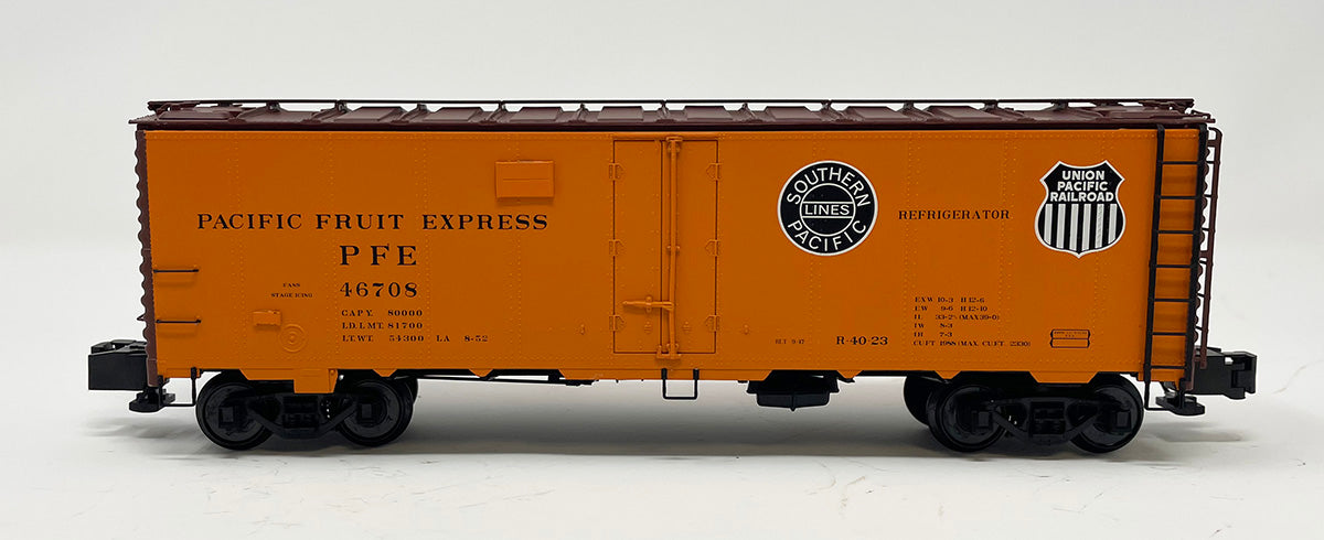 SSA2304 40' R-40-23 Steel Reefer - PFE Double Herald Black & White (Pacific Fruit Express)